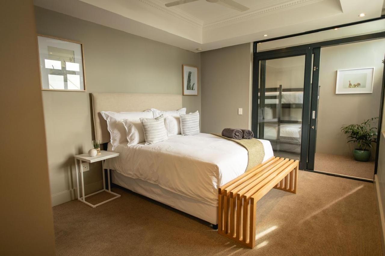 Hermanus Waterfront, Ocean Deluxe - Apartment 2 ภายนอก รูปภาพ